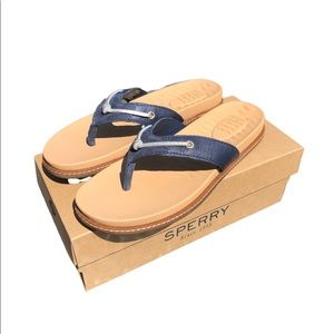 NIB Navy Sperry Waveside Leather Thong